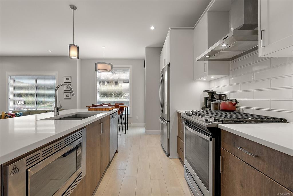 Fourth View of 2805 Lunar Crt, Langford, BC, V9B 4M2