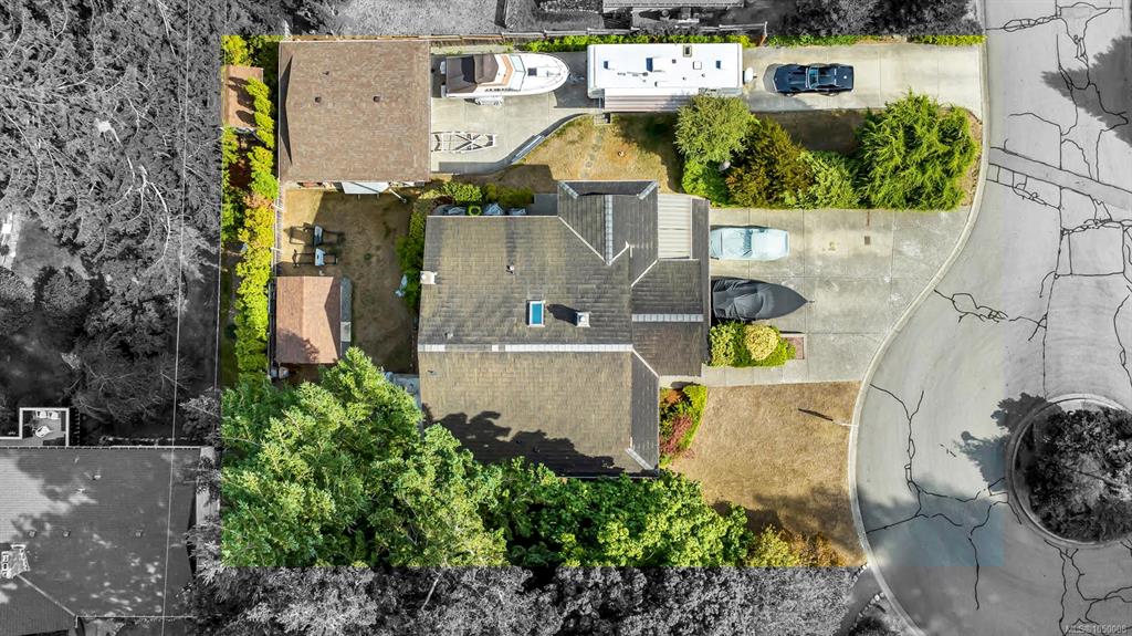 Fifth View of 800 Seamist Pl, Saanich, BC, V8Y 2R4