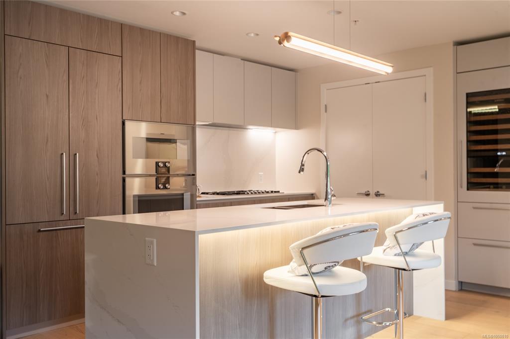Fourth View of 2000 Hannington Rd, One Bear Mountain, Langford, BC, V9B 6R6