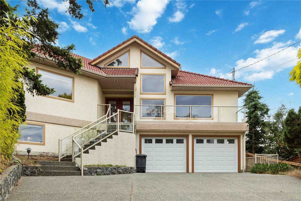 Third View of 1785 Cedar Hill Cross Rd, Saanich, BC, V8P 2R2