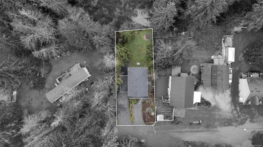 Third View of 2071 Mable Rd, Shawnigan Lake, BC, V0R 2W3