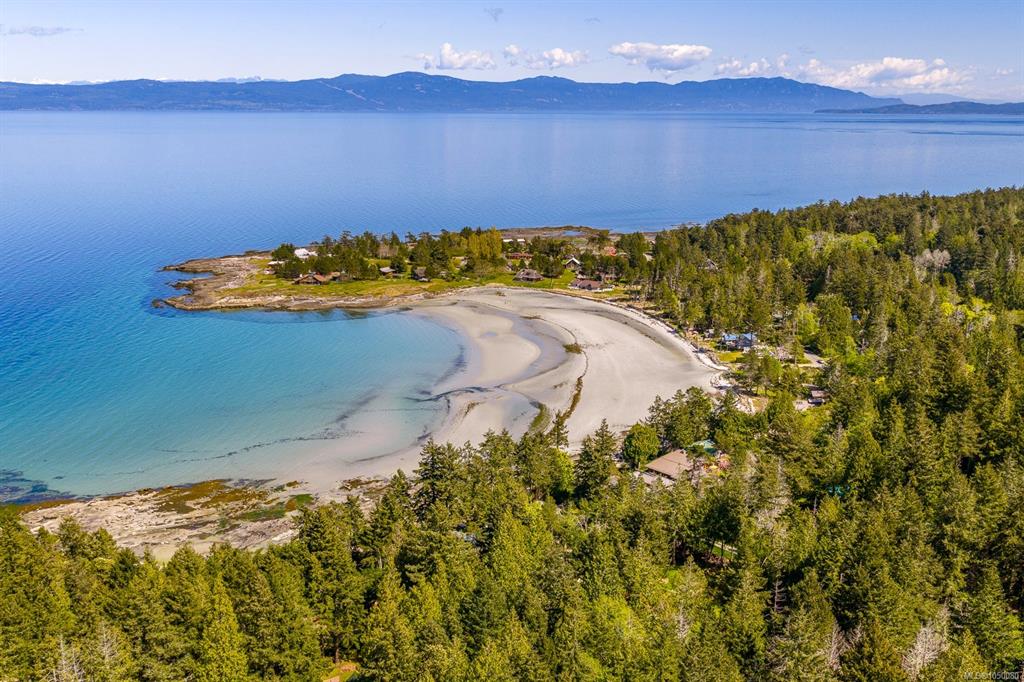 Third View of 7690 Anderson Dr, Hornby Island, BC, V0R 1Z0