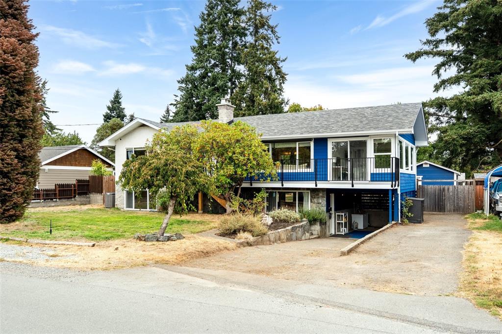 Fourth View of 560 Ridley Dr, Colwood, BC, V9C 1K4