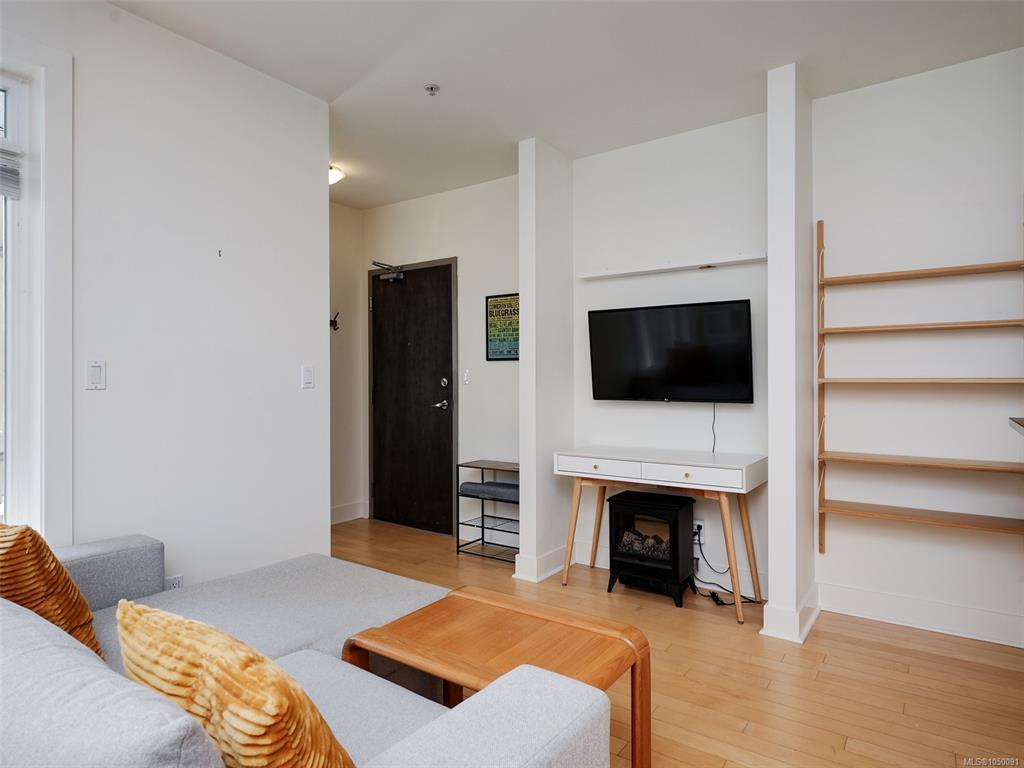 Fourth View of 1022 Fort St, Victoria, BC, V8V 3K4