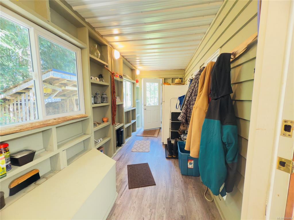 Fourth View of 667 Weathers Way, Mudge Island, BC, V0R 1X6