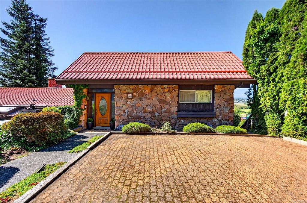 Fifth View of 2911 Back Rd, Courtenay, BC, V9N 9G9