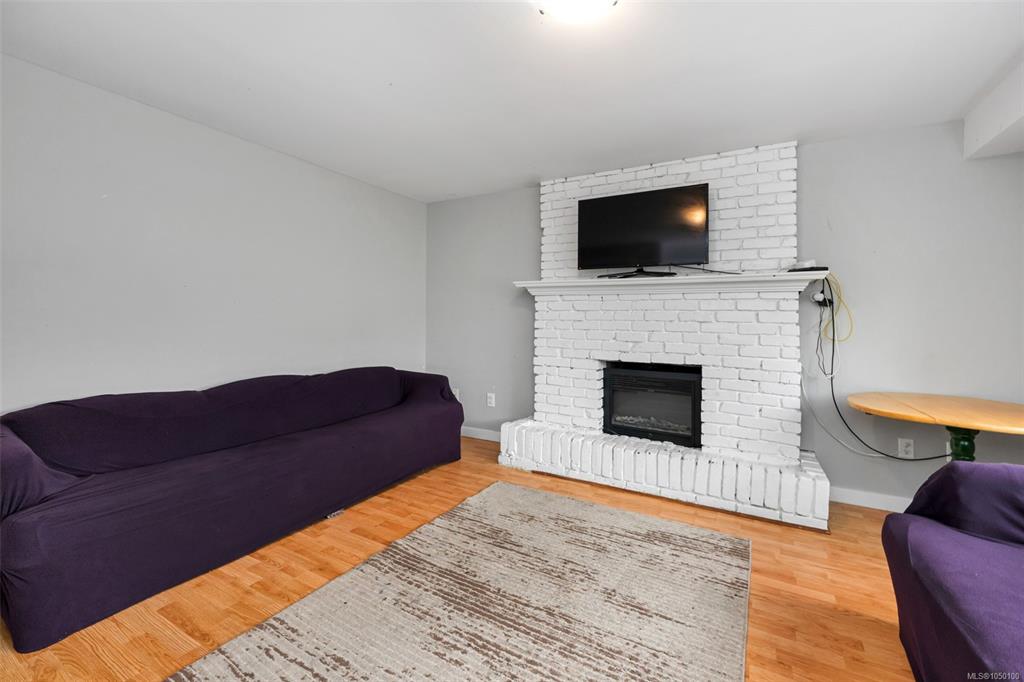 Third View of 362 Day Rd, Duncan, BC, V9L 3K5
