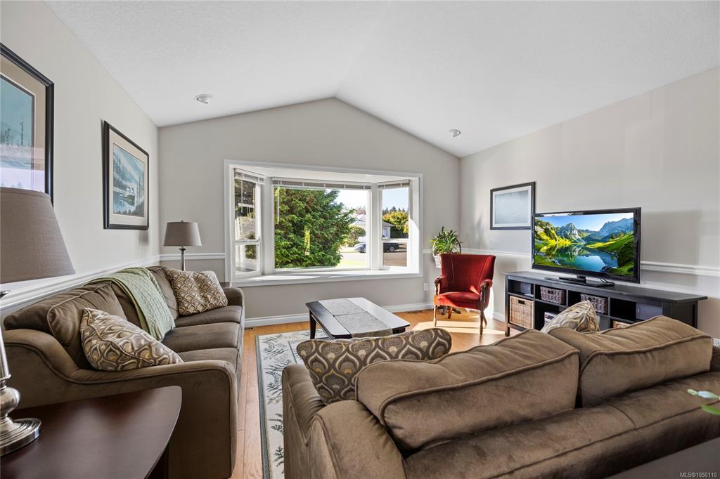 Fourth View of 1133 Wellington Dr, Qualicum Beach, BC, V9K 2H6