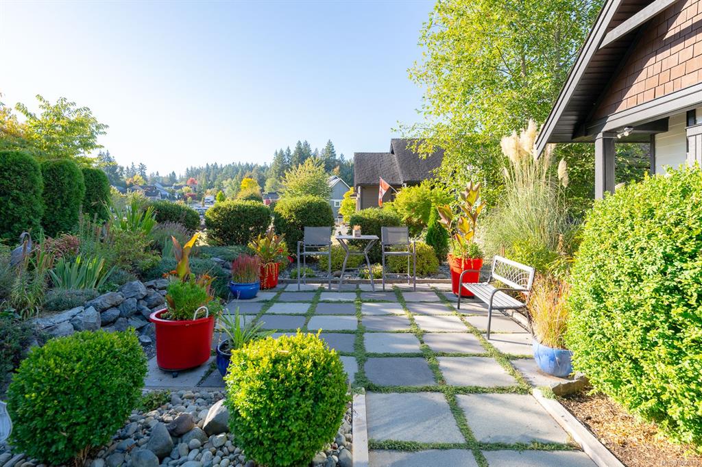 Fourth View of 929 Deloume Rd, Mill Springs Village, Mill Bay, BC, V0R 2P1