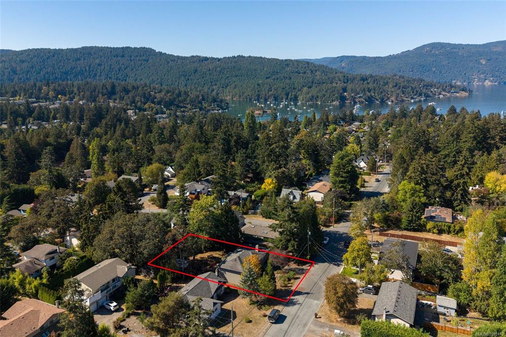 Fourth View of 1055 Clarke Rd, Central Saanich, BC, V8M 1C7