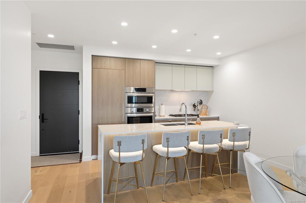Fourth View of 2000 Hannington Rd, Langford, BC, V9B 6R6