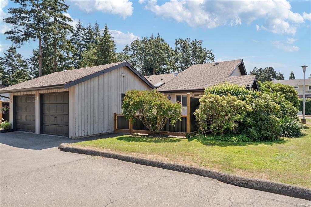 Second View of 1184 Clarke Rd, Central Saanich, BC, V8N 2C3