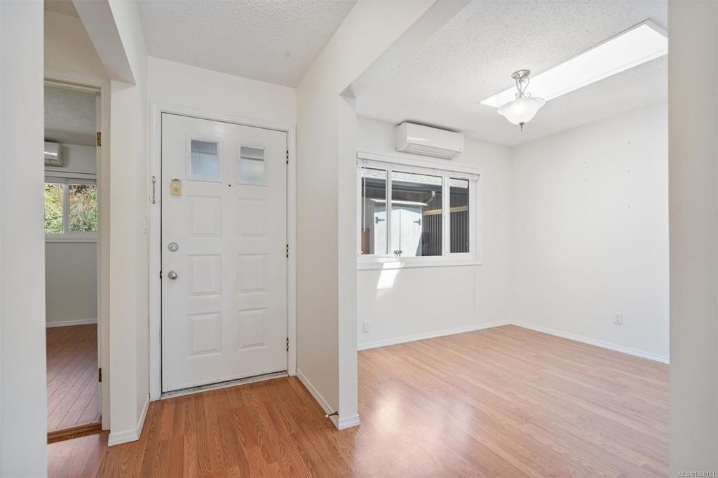 Fourth View of 1184 Clarke Rd, Central Saanich, BC, V8N 2C3