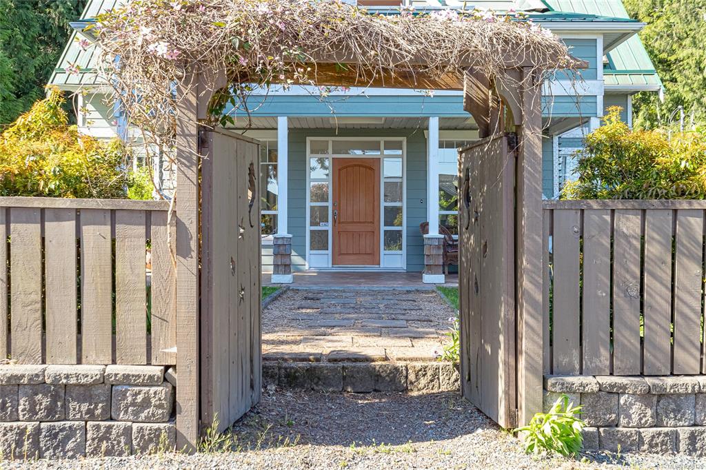 Third View of 3930 Bovanis Rd, Bowser, BC, V0R 1G0