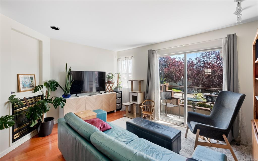 Fourth View of 3154 Washington Ave, Victoria, BC, V9A 1P6
