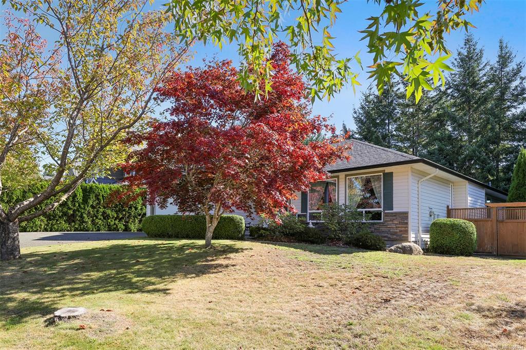 Fourth View of 2561 Hebrides Cres, Courtenay, BC, V9N 3Z7