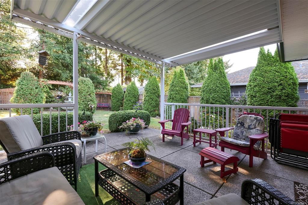 Fifth View of 2561 Hebrides Cres, Courtenay, BC, V9N 3Z7