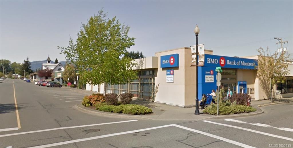 Second View of 585 England Ave, Courtenay, BC, V9N 2N2