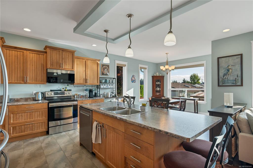 Fifth View of 94 Vermont Dr, Campbell River, BC, V9W 7K3