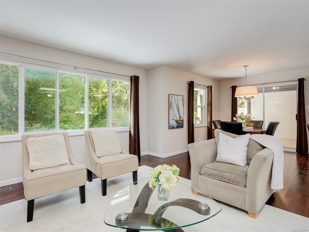Third View of 4290 Eastridge Cres, Saanich, BC, V8Z 6B6