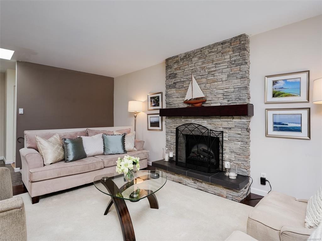 Fourth View of 4290 Eastridge Cres, Saanich, BC, V8Z 6B6