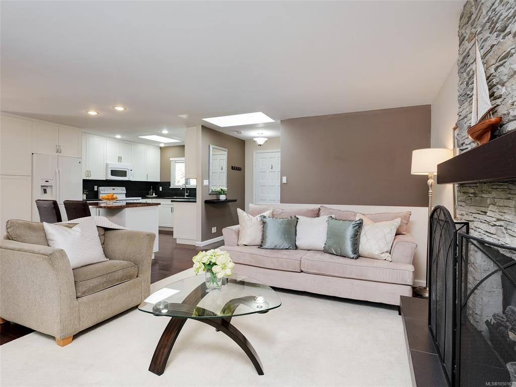 Fifth View of 4290 Eastridge Cres, Saanich, BC, V8Z 6B6