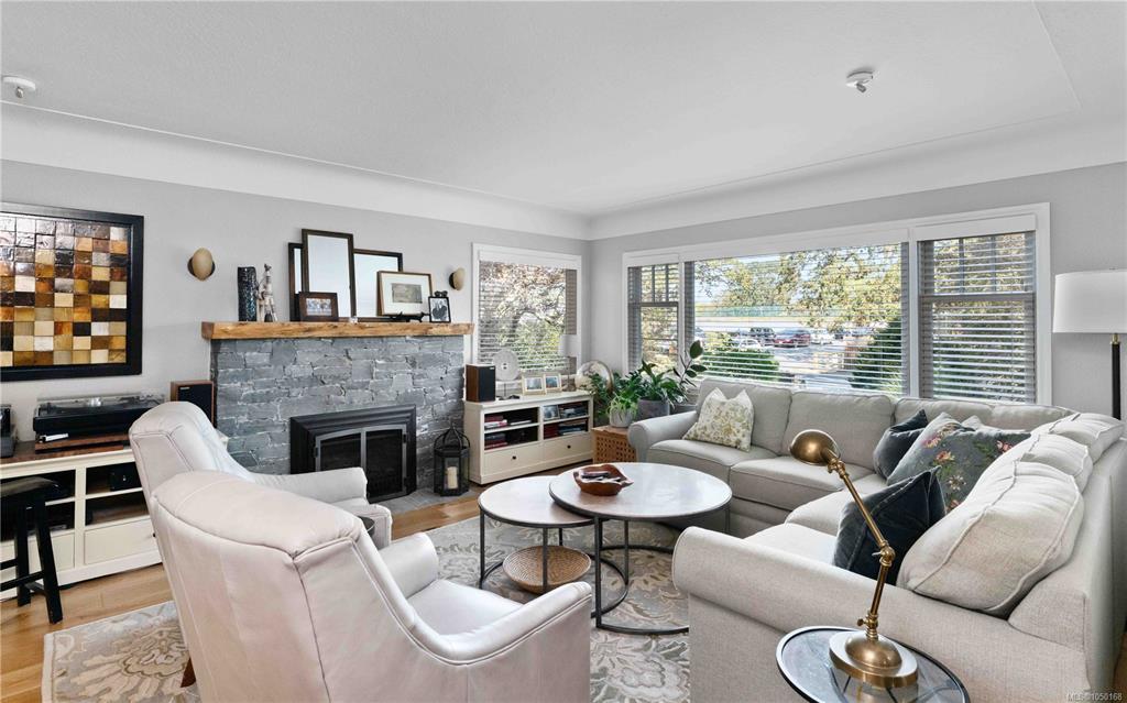 Third View of 1461 Derby Rd, Saanich, BC, V8P 1T2