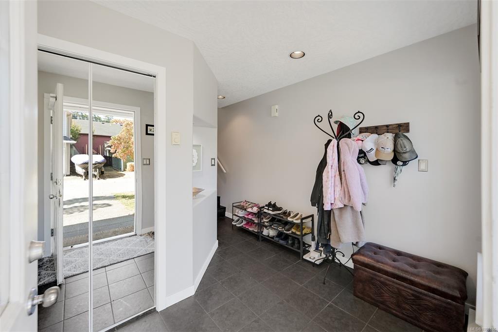Third View of 2326 Hoylake Cres, Langford, BC, V9B 6K5