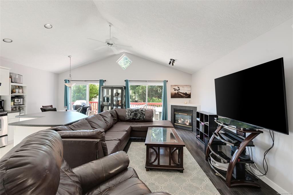 Fifth View of 2326 Hoylake Cres, Langford, BC, V9B 6K5