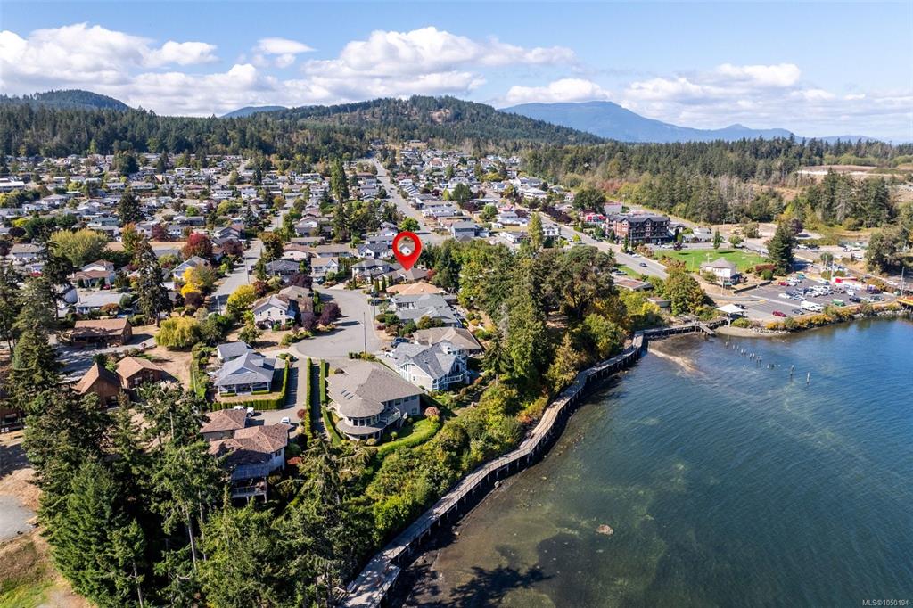 Third View of 8102 Spinnaker Pl, Crofton, BC, V0R 1R0