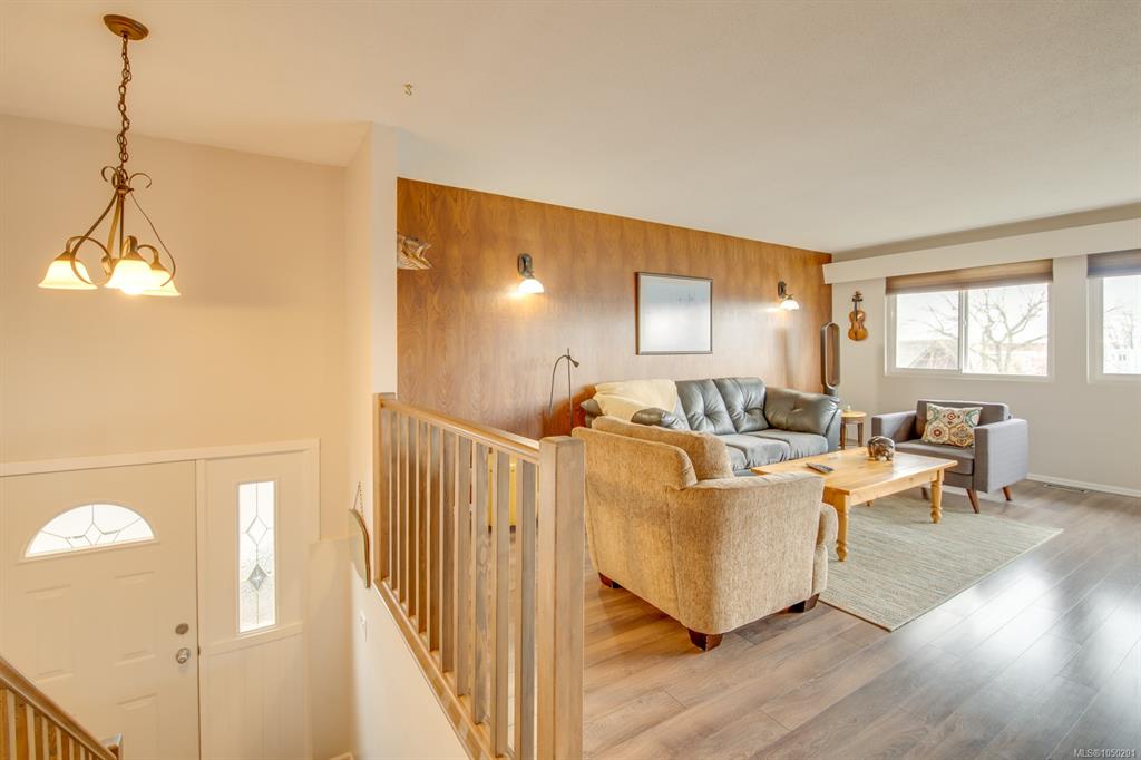 Third View of 3819 14th Ave, Port Alberni, BC, V9Y 5C1