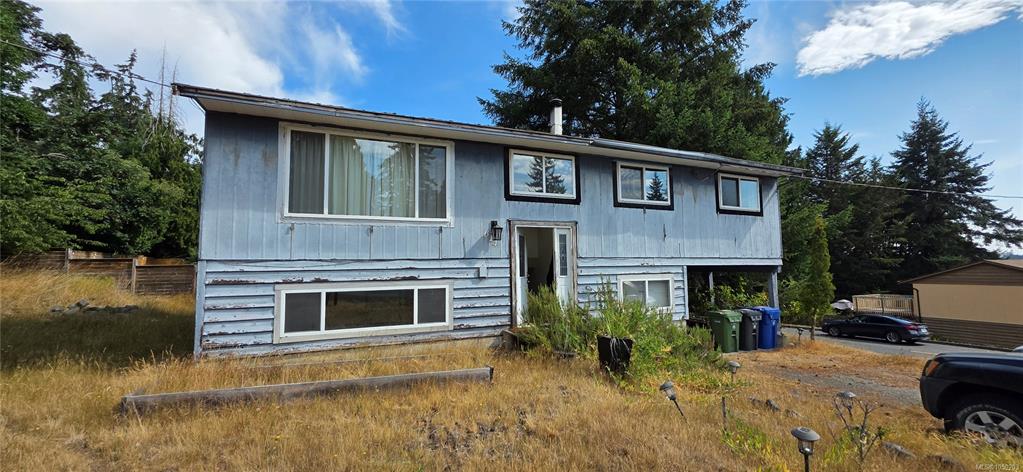 Third View of 614 Seventh St, Nanaimo, BC, V9R 1G2