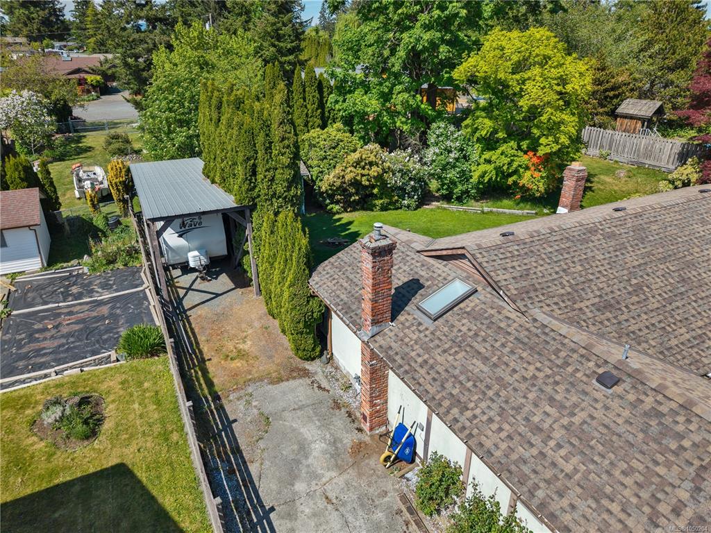 Fifth View of 1930 Gillian Pl, Campbell River, BC, V9W 6B6
