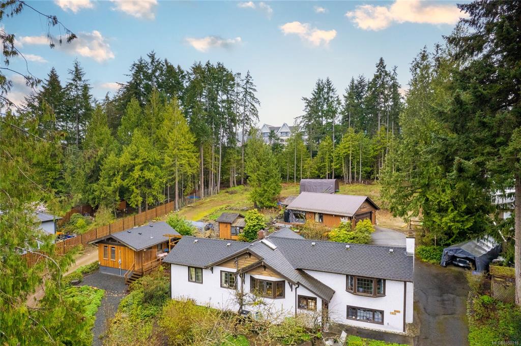 Fourth View of 218 Sunningdale Rd E, Qualicum Beach, BC, V9K 1L3