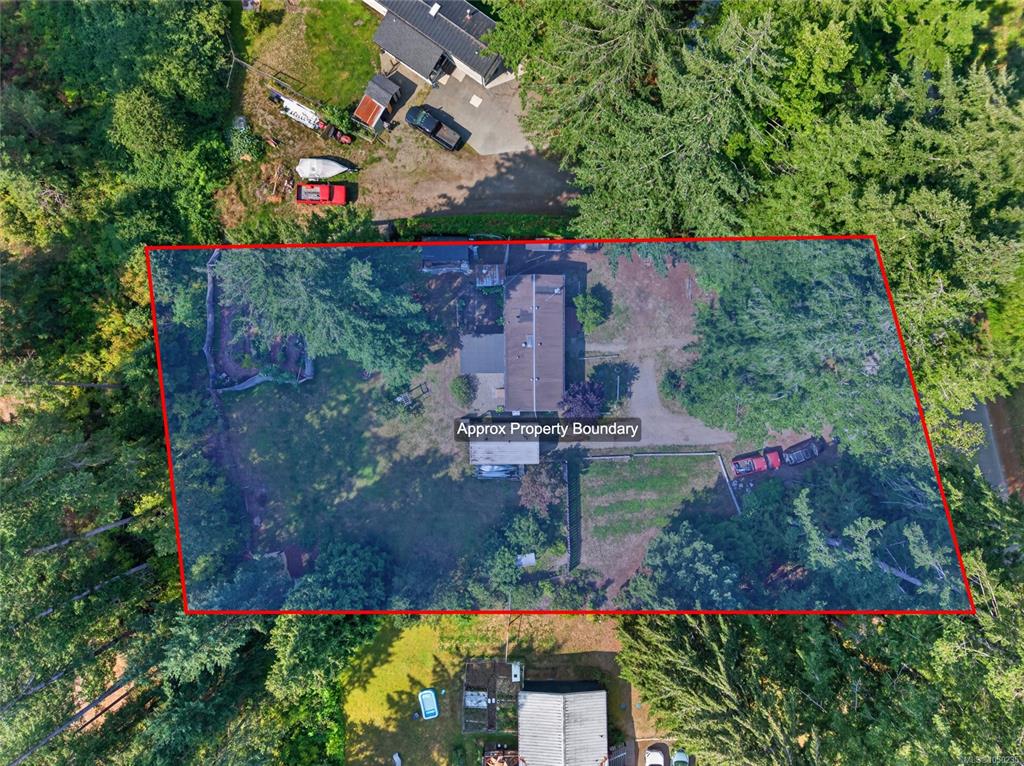 Fourth View of 2169 Regent Rd, Black Creek, BC, V9J 1A1