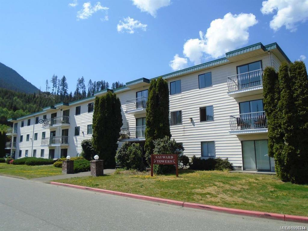 Fourth View of 611 Macmillan Dr, Sayward Towers, Sayward, BC, V0P 1R0