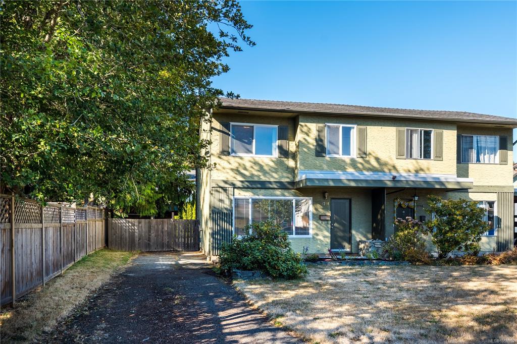 1714 Ashdale Pl, 1050252, BC,
