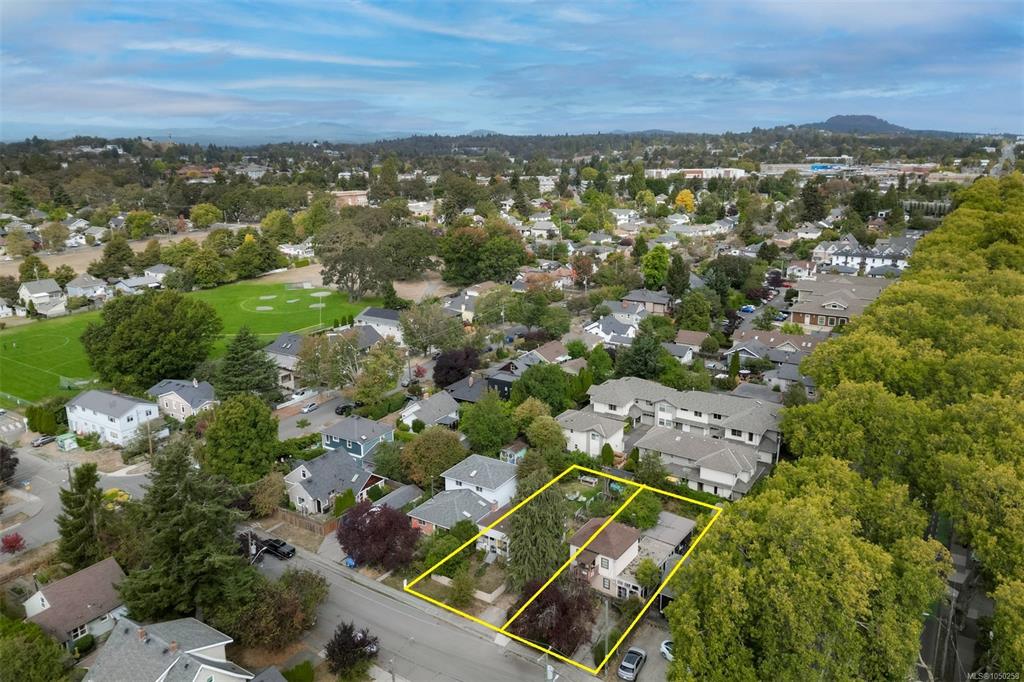 Third View of 1636 1662 Kings Rd, Victoria, BC, V8R 2N8