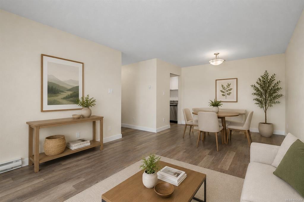 Fourth View of 971 Market St, Victoria, BC, V8T 4Z3