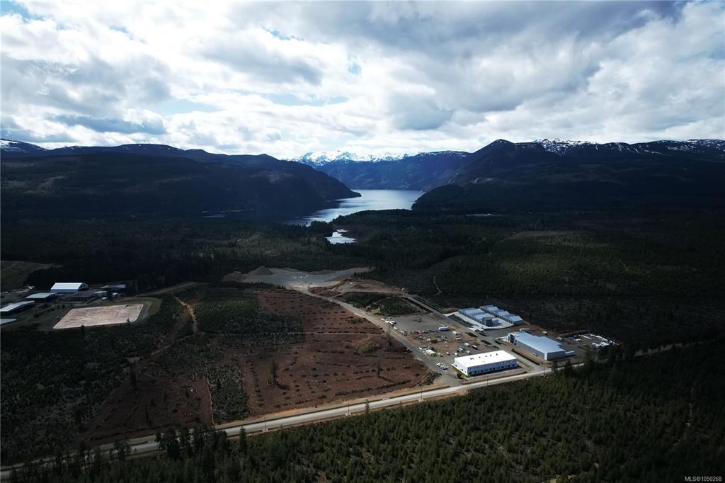 Fourth View of 3901 Bevan Rd, Cumberland, BC, V9N 9M9