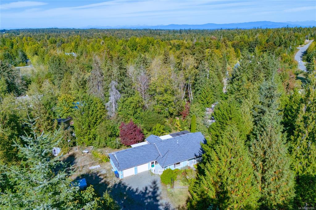 Third View of 1205 Corcan Rd, Qualicum Beach, BC, V9K 2R6