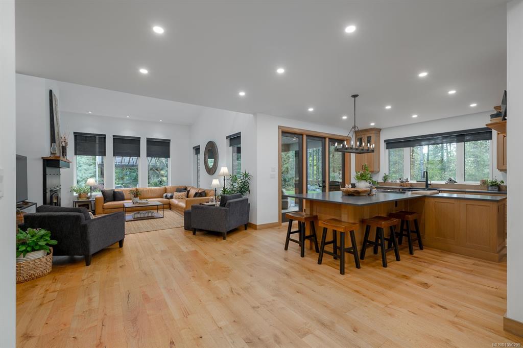 Fourth View of 5625 Willow Rd, Port Alberni, BC, V9Y 8V4
