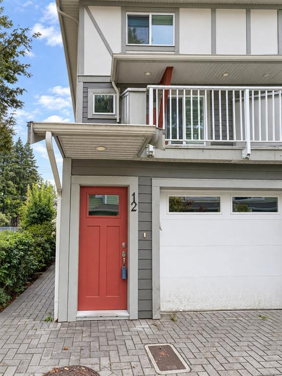 Second View of 1027 College St, College Place, Duncan, BC, V9L 2E8