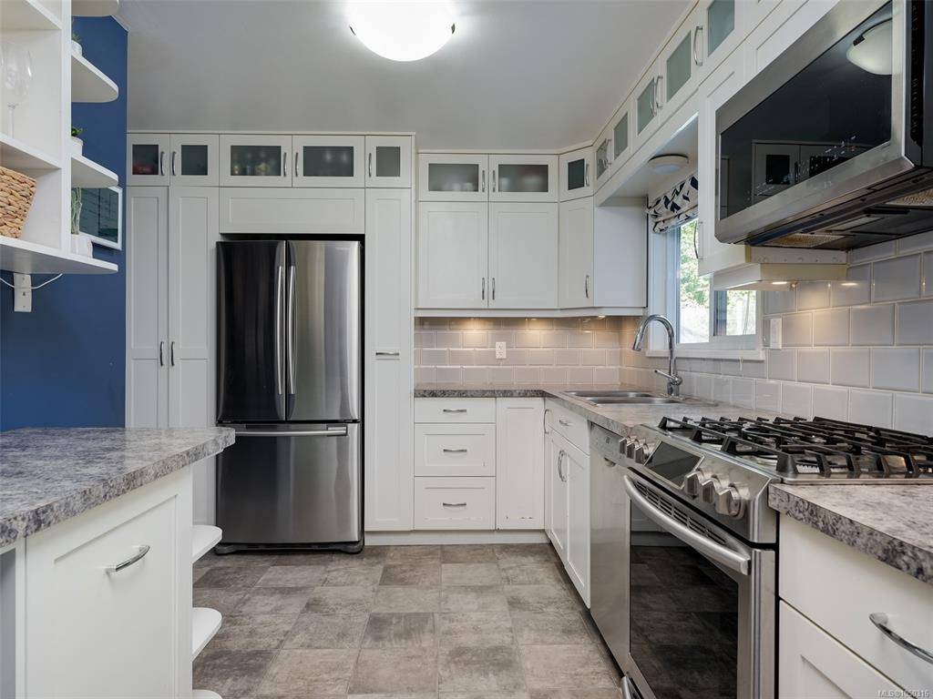 Fourth View of 6647 Trudeau Terr, Central Saanich, BC, V8M 1A3