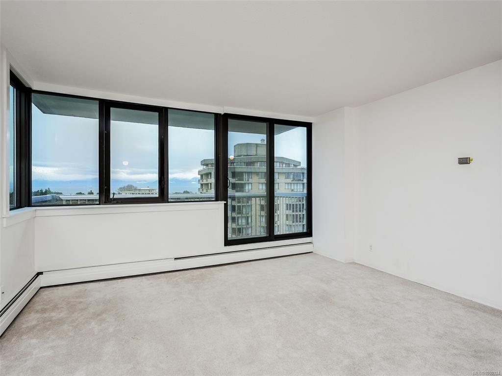 Fifth View of 647 Michigan St, Victoria, BC, V8V 1S9