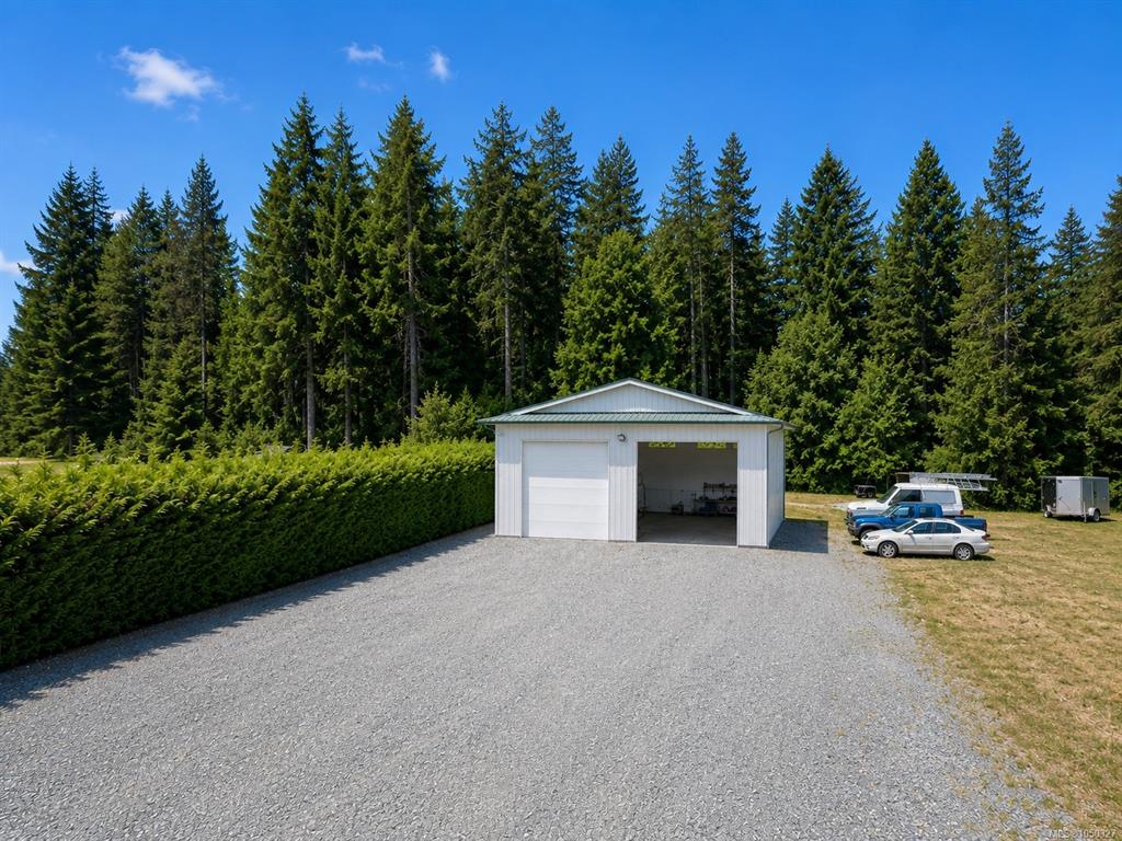 Fourth View of 999 Shearme Rd, Coombs, BC, V0R 1M0