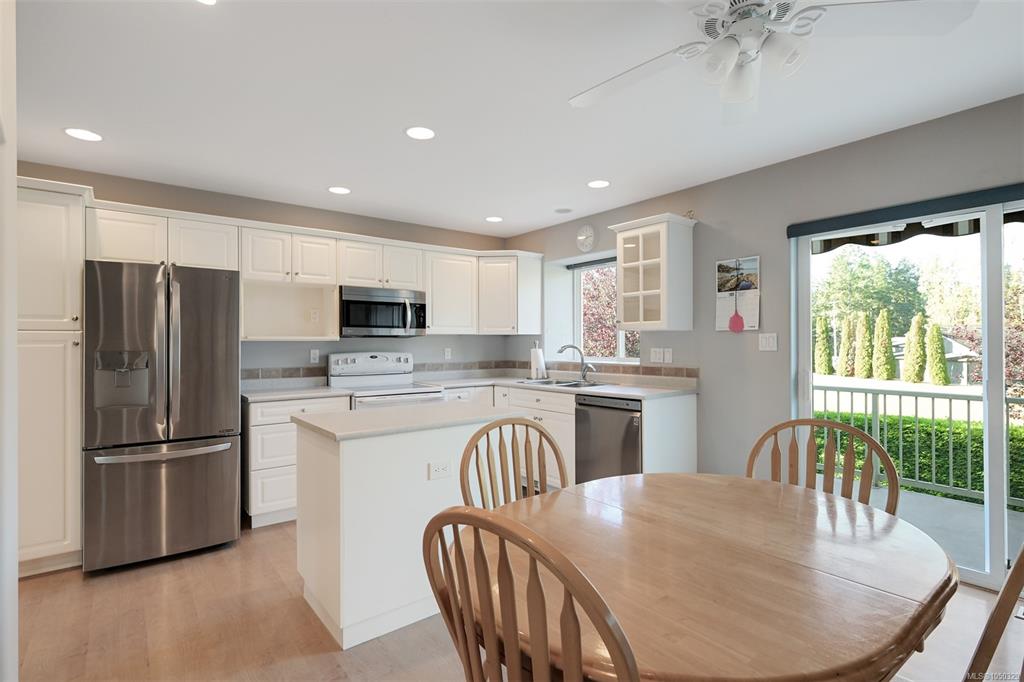 Third View of 920 Brulette Pl, Mill Bay, BC, V8H 1J1