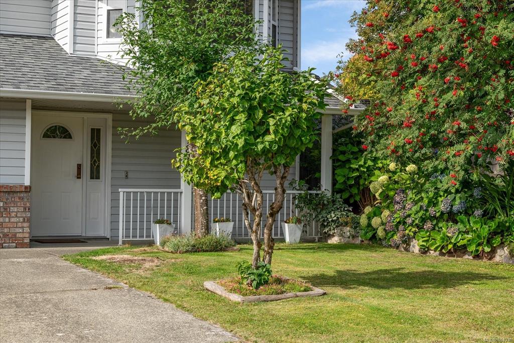 Third View of 2187 Mountain Vista Dr, Nanaimo, BC, V9T 5X5