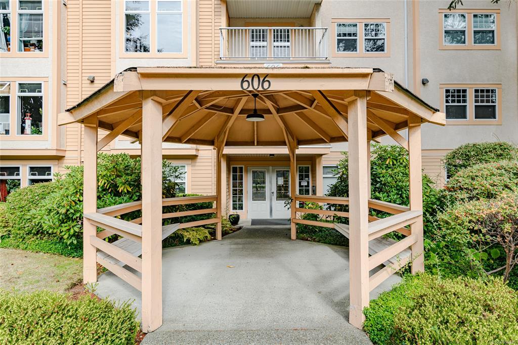 Third View of 606 Goldstream Ave, Grand Oaks Terrace, Langford, BC, V9B 2W8