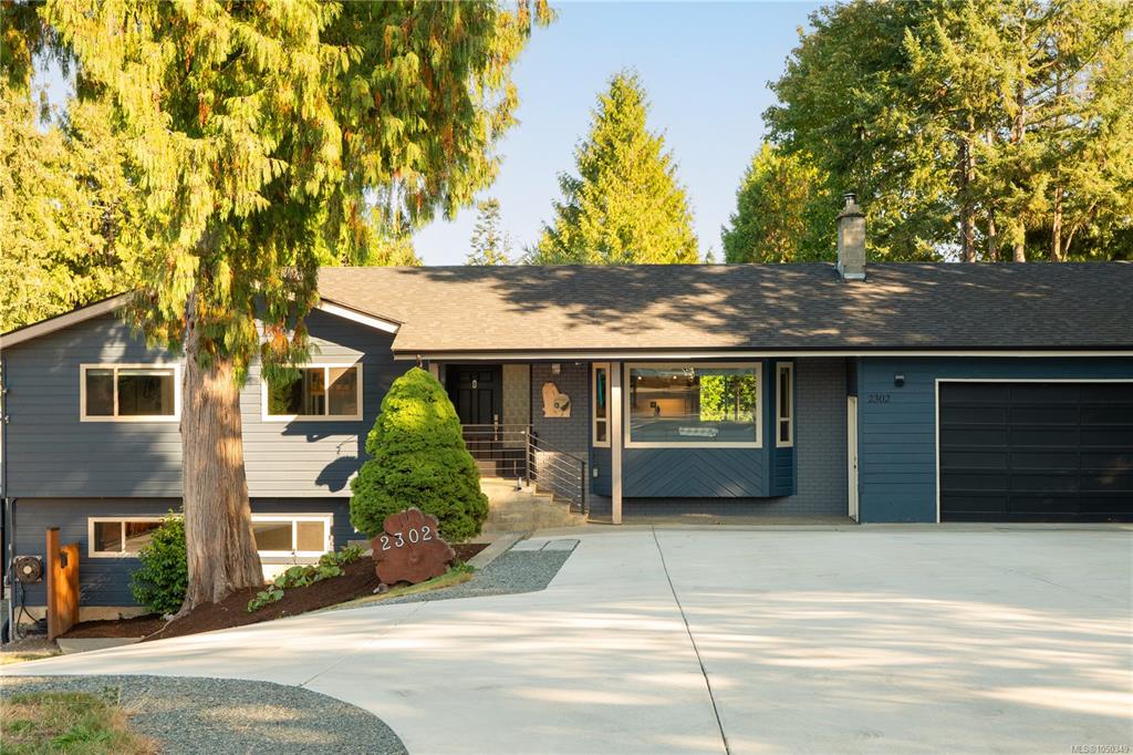 Third View of 2302 Towerview Cres, Nanaimo, BC, V9R 6T3